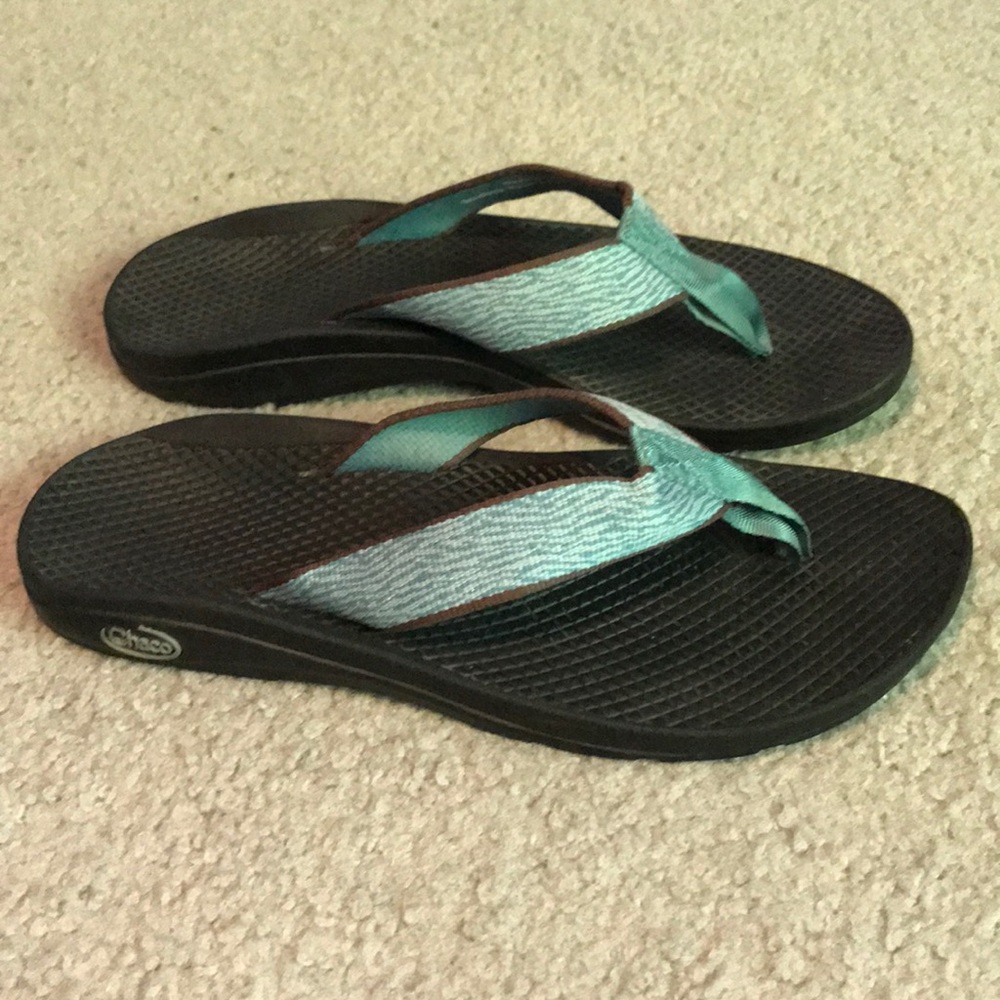 Chaco Flip Flops Ladies Size 7 Turquoise